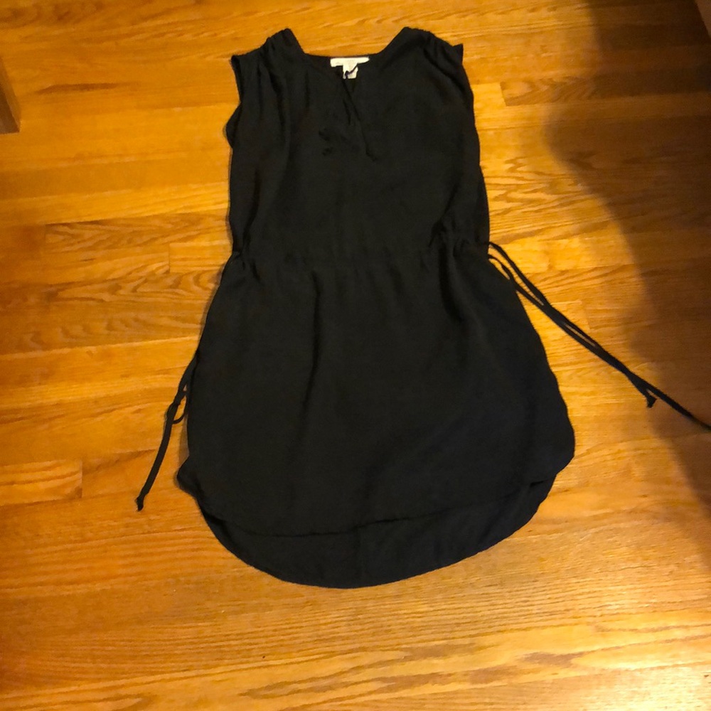 Sleeveless dress